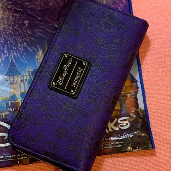 haunted mansion wallet loungefly